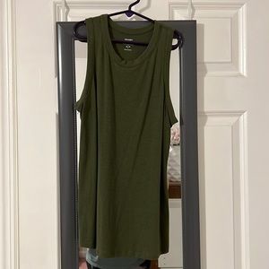 high neck tank